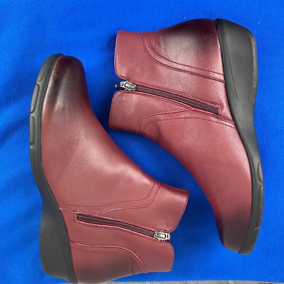 |•PROPET•| Rich Burgundy Leather Ankle Boots Size 11